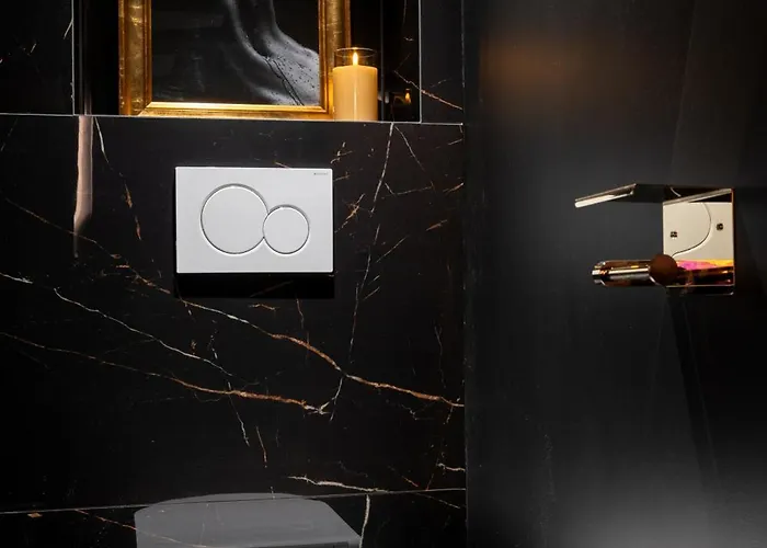 Oulala, Amour, Parking Prive Et Vive La Vie Apartment *