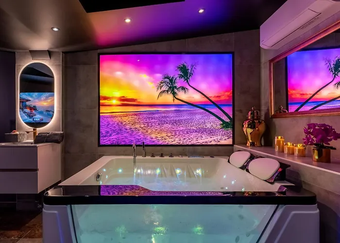 Oulala, Amour, Parking Prive Et Vive La Vie